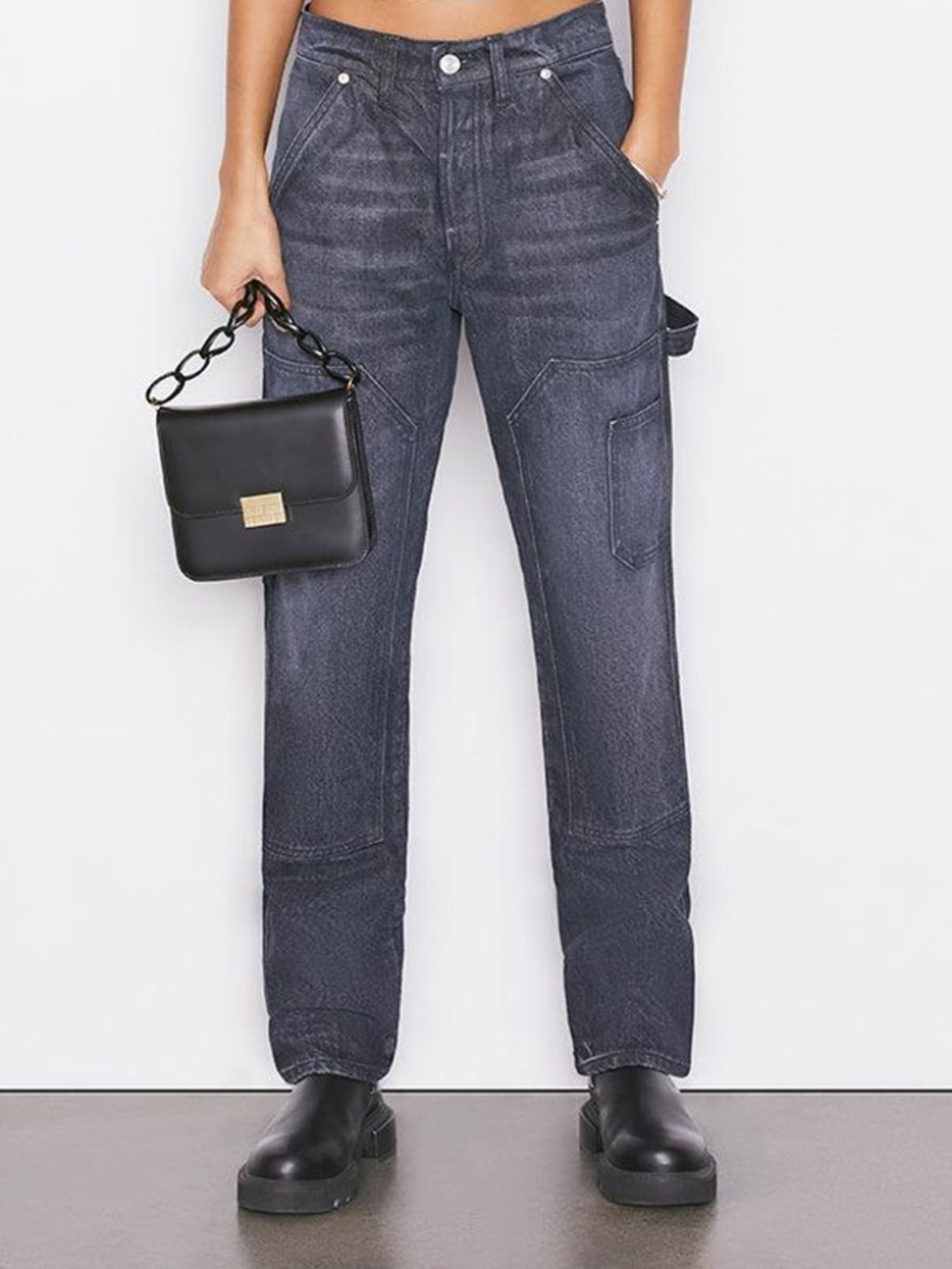 FRAME LE SLOUCH Women's Straight Leg Jeans in BLACKWATER